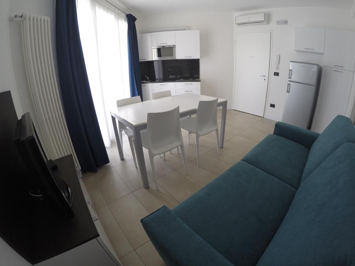 Villa Marina Apartments - Agenzia Cocal Caorle Kültér fotó