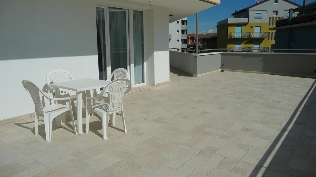 Villa Marina Apartments - Agenzia Cocal Caorle Kültér fotó